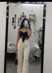 Stylish Black Bow Crop Top