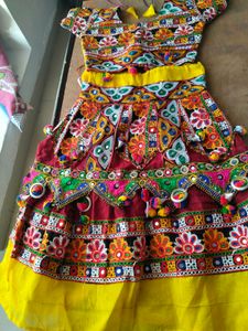 4-9  Beautiful Embroidered Gujarati Chaniya Choli