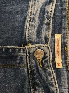 Levi’s Classic Blue Denim Jeans