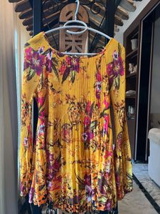 Vibrant Floral Pleated Tunic Top