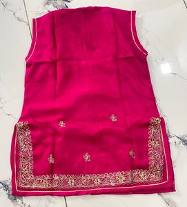 Stunning Pink Embroidered rajputi pure kurti kachl
