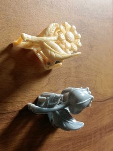 Vintage Flower & Rose Hair Claw Clips