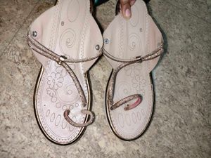 Stylish Toe Ring Flats