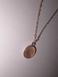 Elegant Round Pendant Necklace