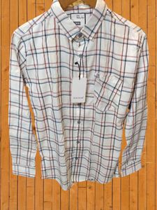 Men's Shirt size M