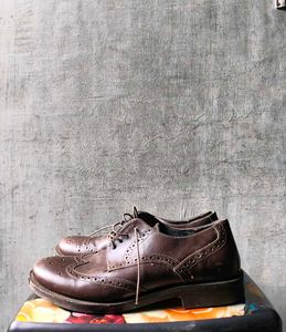 Classic Brown Leather Brogues