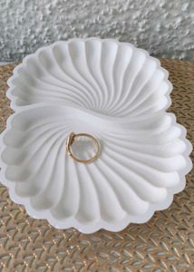 White Shell Trinket Dish 🤍