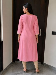 Elegant Pink Suit with Leggings