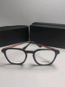 Stylish Light Maroon  Round Eyeglasses