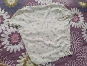Cute Floral Lettuce Hem Top