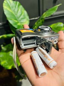 Kodak EasyShare C140 Digital Camera