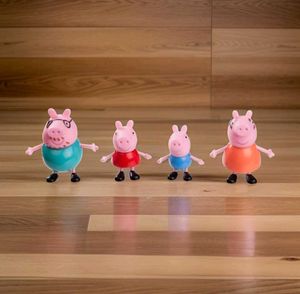 Peppa Pig Family Set With freebie Pepa-bag