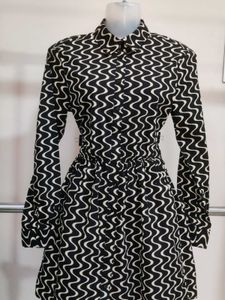Chic Wave Print Button-Up Dress