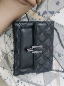 Chic Quilted Crossbody Bag