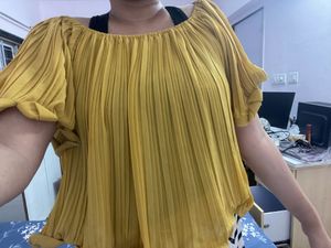 YELLOW RUFFLED TOP