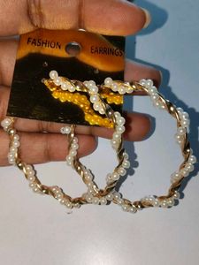 Elegant Gold Hoop Earrings with Pearls
