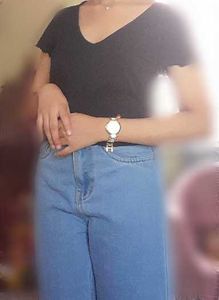 H&amp;M Black V-Neck Crop top
