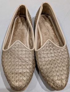 Embroidered Jodhpuri Mojari Shoes