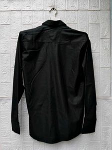 New with tag Korean Chic Black &amp; White Button-Up S