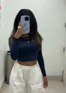 Cute Navy Blue Long Sleeve Crop Top