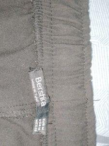 Trendy Black Lower