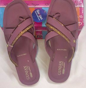 Stylish Embellished Flip Flops saindel