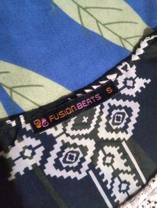 Women's Top