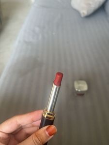 L'Oreal Lipstick