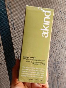 Akind  Fresh Start Oil-Free Cleanser