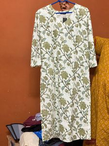Cute White Heart Print Midi Dress