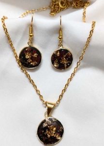 Resin Elegant Gold Necklace &amp; Earring Set
