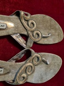 Cute Green Cap Flip Flops