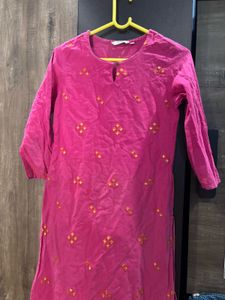 Vibrant Pink Kurta with Gold Embellishments