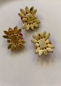 New Exquisite Floral Stud Earrings And Ring