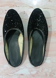 Sparkling Black Sequined Flats
