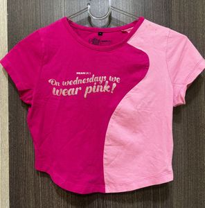 Mean Girls "On Wednesdays We Wear Pink!" T-Shirt