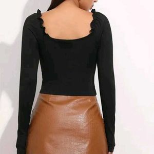 Chic Black Ruched Long Sleeve Top