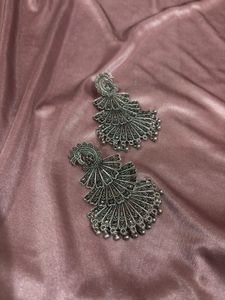 Oxidized Silver Peacock Earrings 🦚