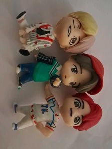 BTS character figures 🥷