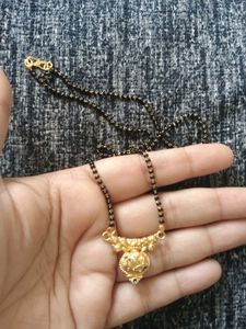 new Elegant Gold Mangalsutra