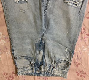 Light Wash Ripped Wide Leg Jeans