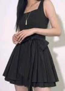 Chic Black Sleeveless Mini Dress