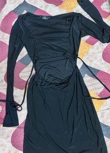 Chic Black Long Sleeve Cut-out Dress