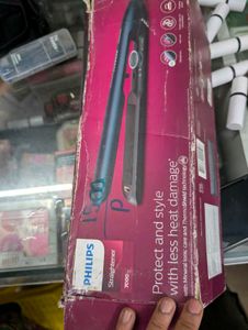 Philips Straightener - Protect and Style