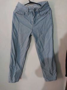 Light Wash High Waisted Jeans