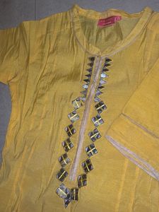 mirrored yellow straight women kurti