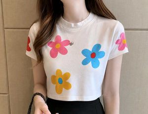 Cute Floral Print Cropped T-Shirt