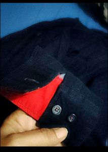 Men's Black Button-Up Shirt