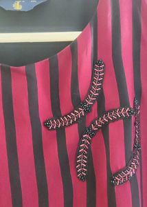 Chic Red &amp; Black Striped Top