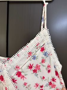 H&amp;M Floral Print Cami Top